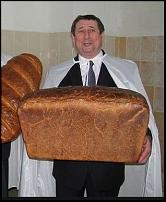 Click image for larger version

Name:	Bread.JPG
Views:	96
Size:	28.2 KB
ID:	131327