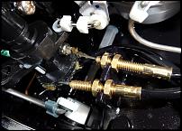 Click image for larger version

Name:	Throttle cable ajustment threads close.jpg
Views:	311
Size:	123.3 KB
ID:	137324