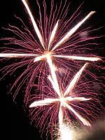 Click image for larger version

Name:	fireworks05.jpg
Views:	268
Size:	47.7 KB
ID:	13747