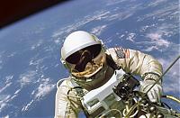 Click image for larger version

Name:	spacewalk2.jpg
Views:	587
Size:	68.6 KB
ID:	13858