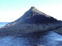 Click image for larger version

Name:	staffa2.jpg
Views:	610
Size:	95.3 KB
ID:	15107