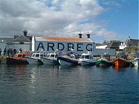 Click image for larger version

Name:	Ardbeg2006_0513_163002AA (Small).JPG
Views:	914
Size:	54.5 KB
ID:	19358