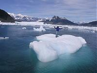 Click image for larger version

Name:	iceburg.jpg
Views:	607
Size:	28.8 KB
ID:	20495