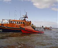 Click image for larger version

Name:	stopping for a chat with rnli.jpg
Views:	784
Size:	43.9 KB
ID:	2953