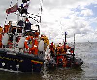 Click image for larger version

Name:	hoylake lifeboat and rib.jpg
Views:	665
Size:	57.0 KB
ID:	2954
