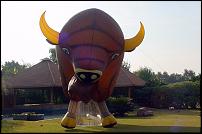Click image for larger version

Name:	giant-inflatable-bison.jpg
Views:	729
Size:	117.9 KB
ID:	78091