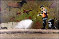 Click image for larger version

Name:	Bansky.jpg
Views:	285
Size:	156.7 KB
ID:	84788