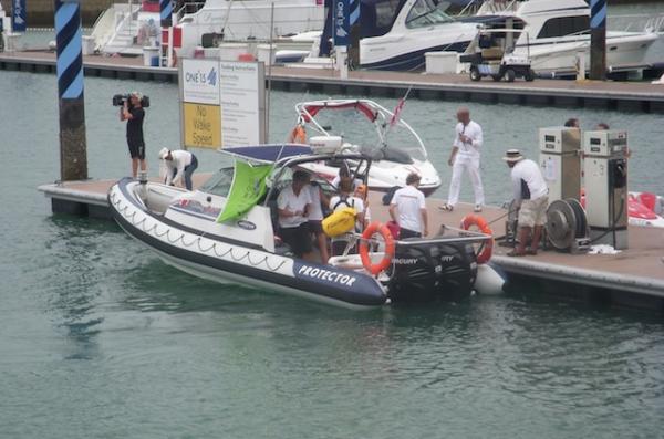 SeakingSam as Singapore media boat for Volvo Round the World Race, Jan 2009