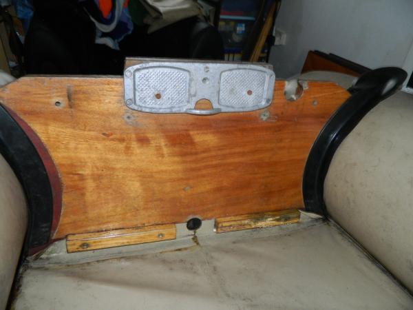 this shows the damage done by the bodge done on the transom..but as i have to remove it i will repair it.not only did someone put two bolts through the transom but  ones higher than the other and rusted in pretty good.